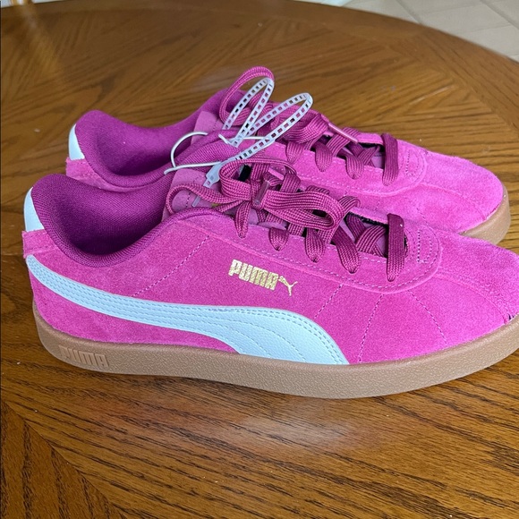 Puma Women's Sneakers - Vibrant Purple Suede - Picture 2 of 8